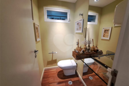 Apartamento à venda com 3 suítes em Campo Belo, São Paulo, SP