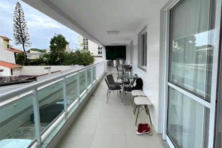 Apartamento à venda com 3 quartos, sendo 1 suíte, em São Bento, Cabo Frio, RJ