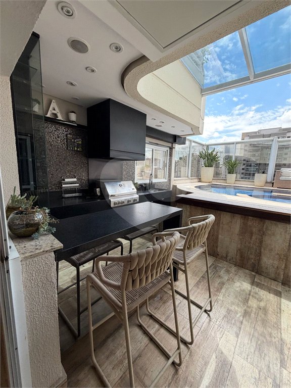 Triplex à venda com 4 suítes em Santa Teresinha, São Paulo, SP