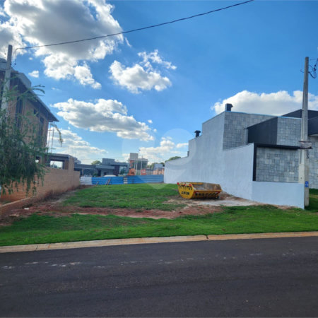 Terreno à venda no condomínio Volpi, Araraquara - SP