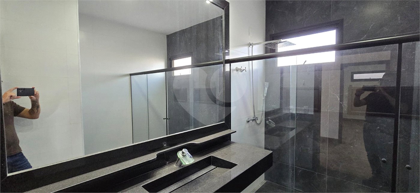 Casa à venda com 3 suítes em Jardim Nova América, Louveira, SP