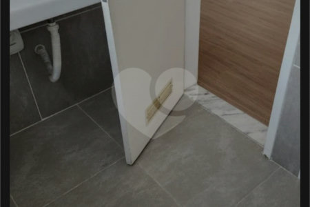 Apartamento à venda com 3 quartos, sendo 1 suíte, em Vila Mariana, São Paulo, SP