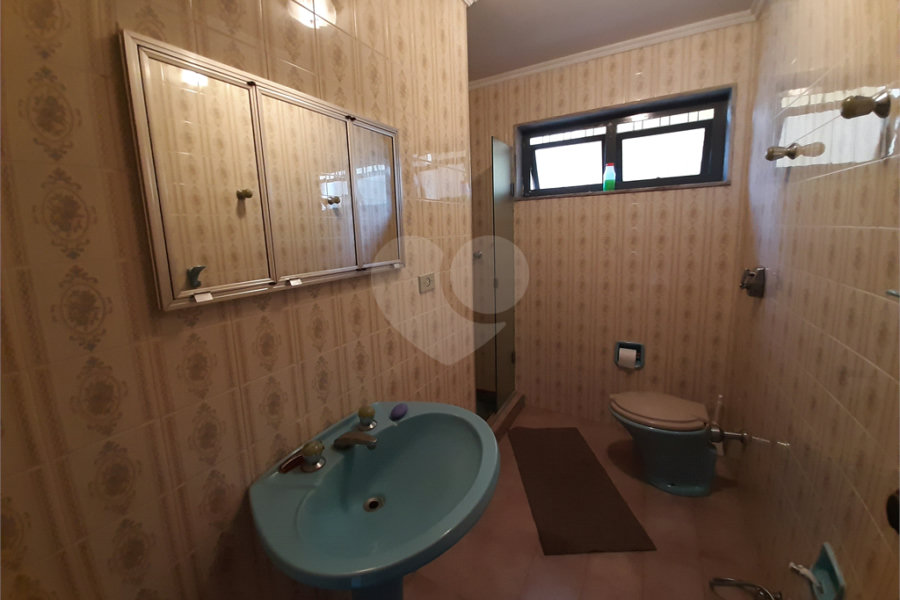 Casa Térrea à venda com 4 quartos, sendo 1 suíte,  em Jardim França, São Paulo, SP