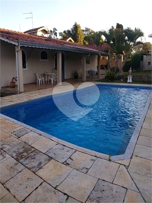 Casa à venda com 3 suítes no condomínio Haras São Luiz, Salto - SP