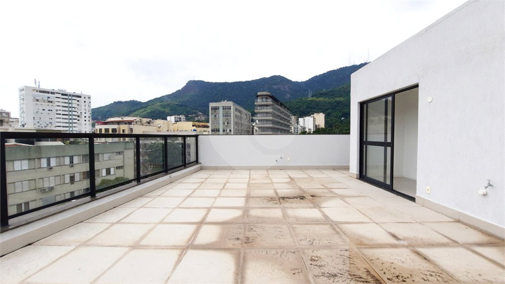 Cobertura à venda com 2 quartos, sendo 1 suíte,  em Tijuca, Rio de Janeiro, RJ