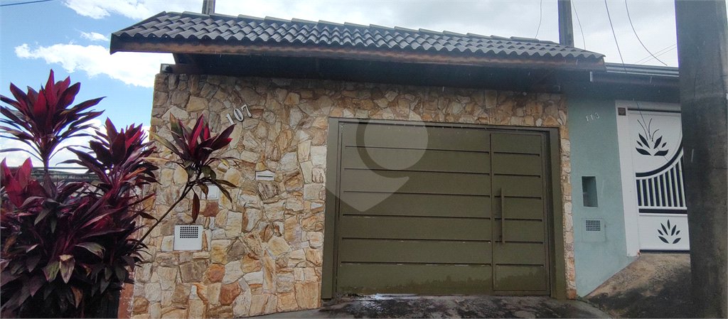 Casa à venda com 2 quartos, sendo 1 suíte, em Jardim Nair Maria, Salto, SP