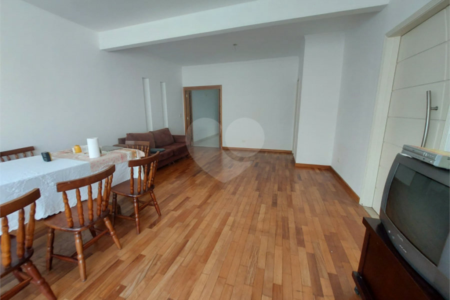 Casa Térrea à venda com 3 suítes em Santana, São Paulo, SP