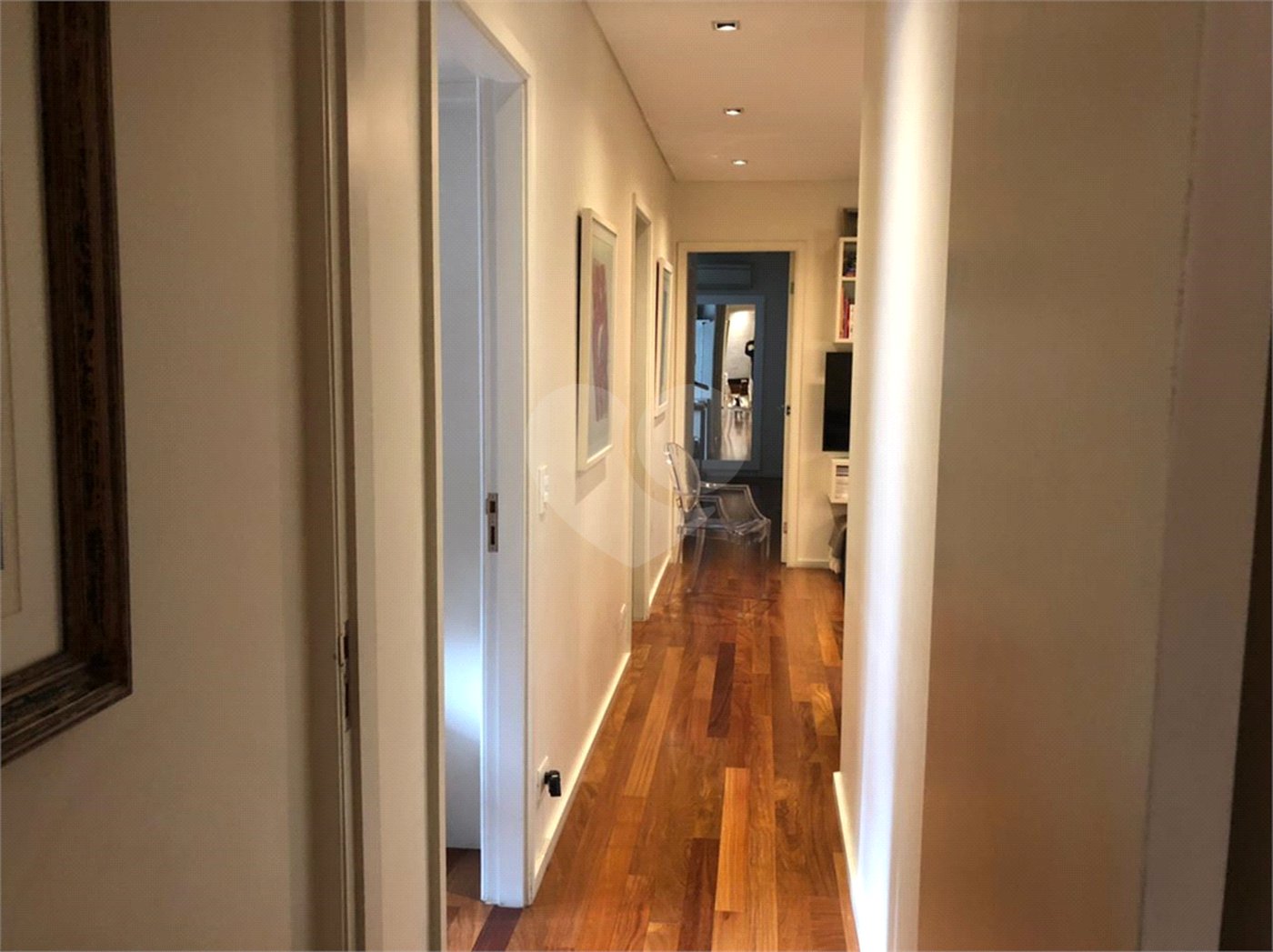 Apartamento à venda com 4 quartos, sendo 3 suítes, em Alto da Boa Vista, São Paulo, SP