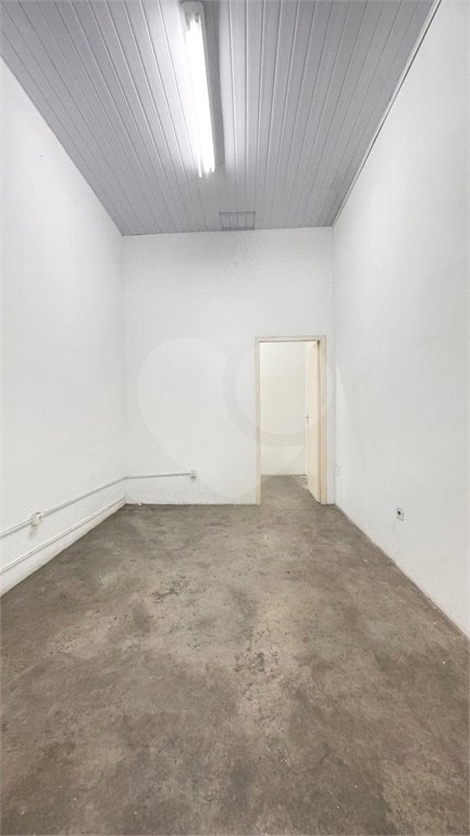 Prédio para alugar no Centro, Poá, SP