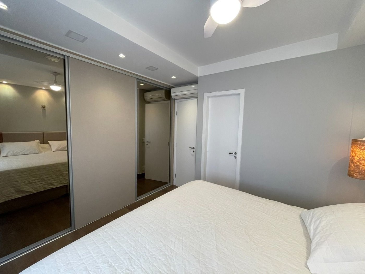 Apartamento com 3 dormitórios à venda, 103 m² por R$ 1.380.000,00 - Ponta da Praia - Santos/SP