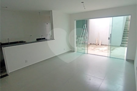 Casa à venda com 3 quartos, sendo 1 suíte, em Campo Grande, Rio de Janeiro, RJ
