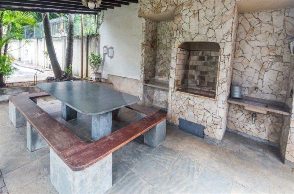 Casa à venda com 4 quartos, sendo 2 suítes, em Brooklin Velho, São Paulo, SP