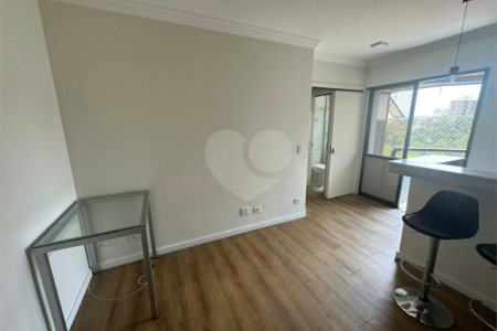 Apartamento à venda com 1 quarto em Vila Suzana, São Paulo, SP