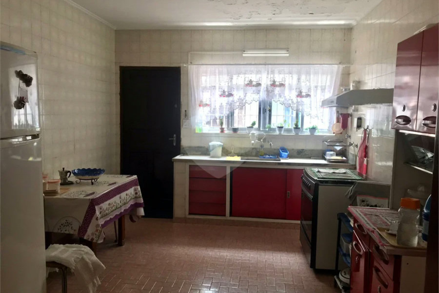 Sobrado à venda com 3 quartos, sendo 1 suíte, em Vila Guilherme, São Paulo, SP