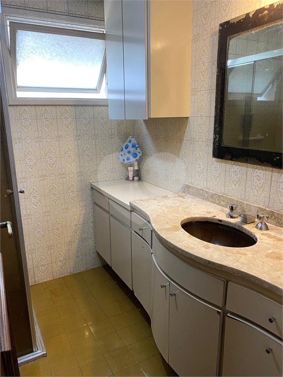 Apartamento à venda com 3 quartos, sendo 1 suíte, em Vila Nova Conceição, São Paulo, SP