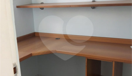 Apartamento à venda com 3 quartos, sendo 1 suíte,  em Vila Parque Jabaquara, São Paulo, SP