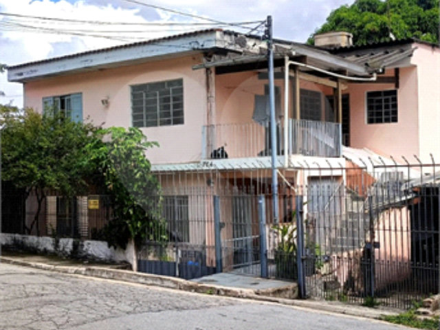Casa à venda com 6 quartos, sendo 1 suíte,  em Tremembé, São Paulo, SP