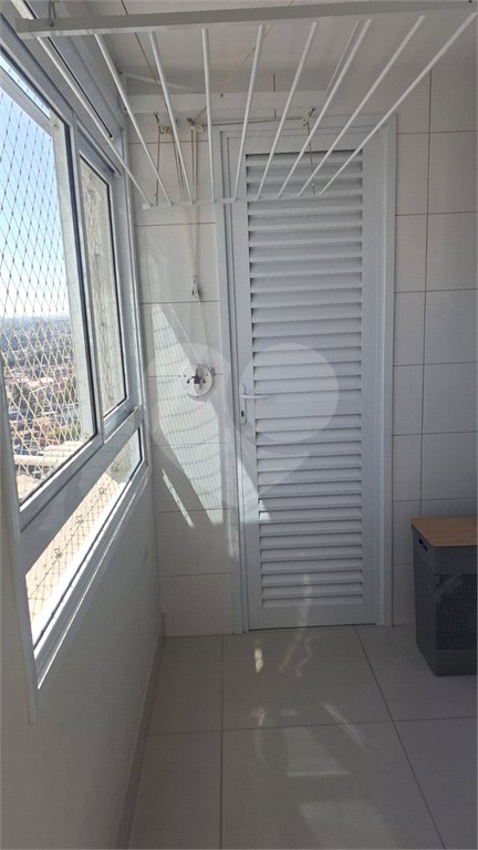 Apartamento à venda com 2 suítes em Vila Scarpelli, Santo André, SP