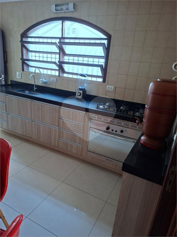 Sobrado à venda com 3 quartos, sendo 1 suíte,  em Tremembé, São Paulo, SP