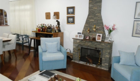 Casa Térrea à venda com 3 quartos, sendo 1 suíte, em Alto da Boa Vista, São Paulo, SP