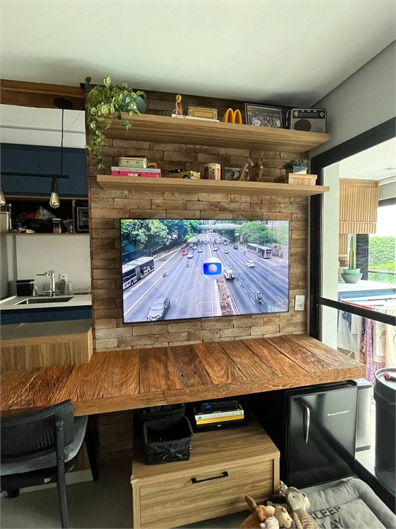 Apartamento à venda ou para alugar com 1 suíte em Pinheiros, São Paulo, SP