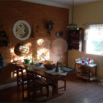 Casa à venda ou para alugar com 4 quartos, sendo 1 suíte, no Centro, Vinhedo, SP