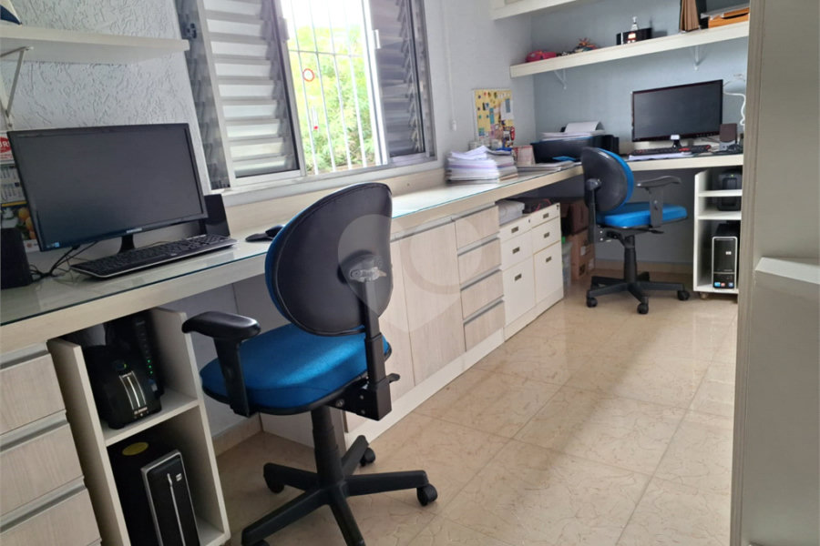 Sobrado à venda com 3 quartos, sendo 1 suíte, em Tremembé, São Paulo, SP