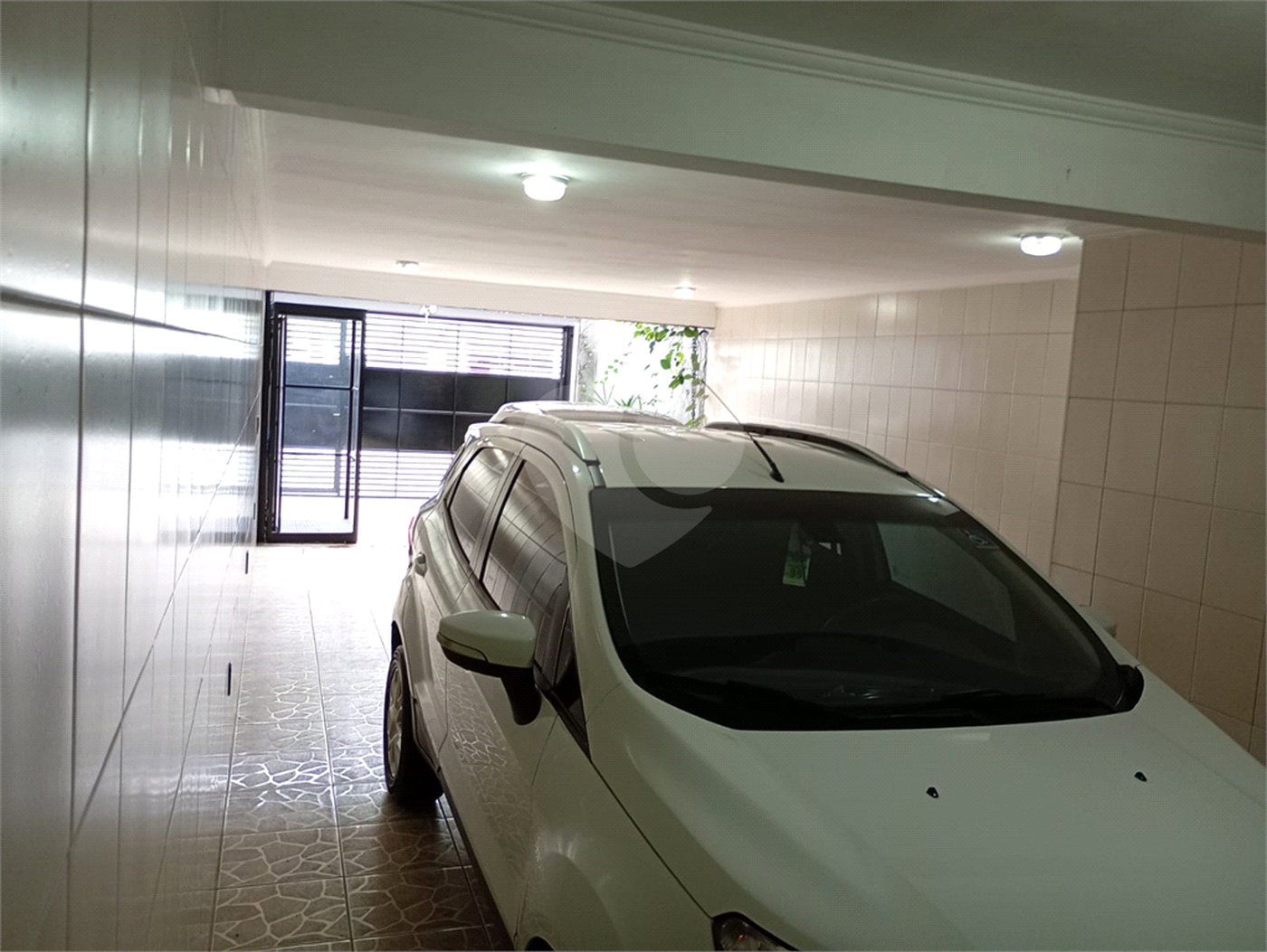Sobrado à venda com 2 suítes em Parque Oratório, Santo André, SP