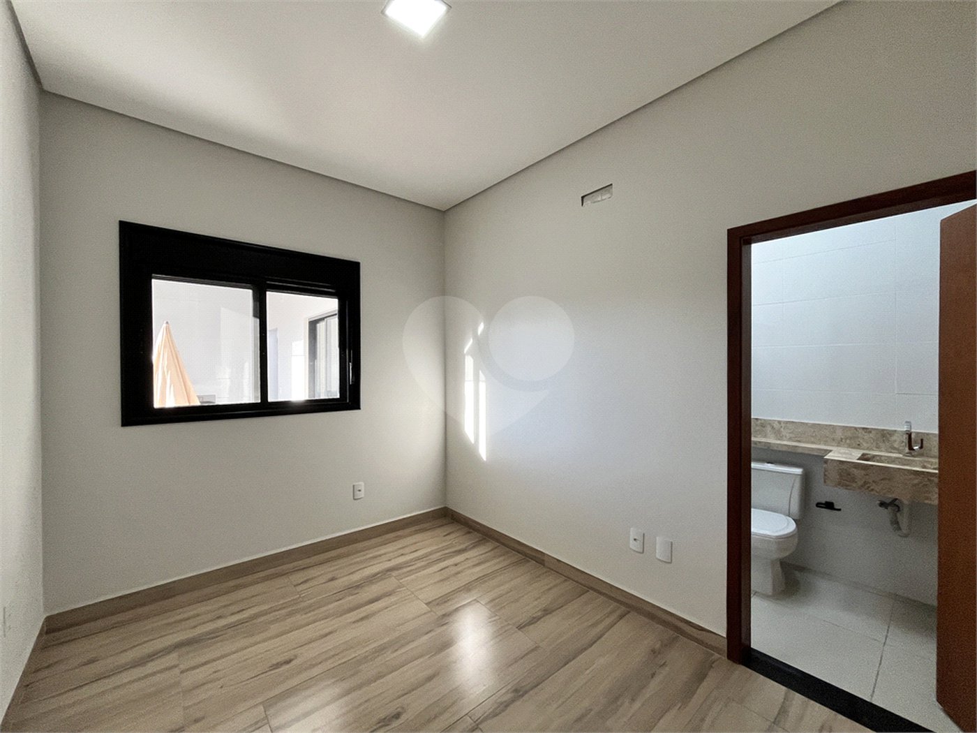 Casa à venda com 3 suítes no condomínio Ibiti Reserva, Sorocaba - SP