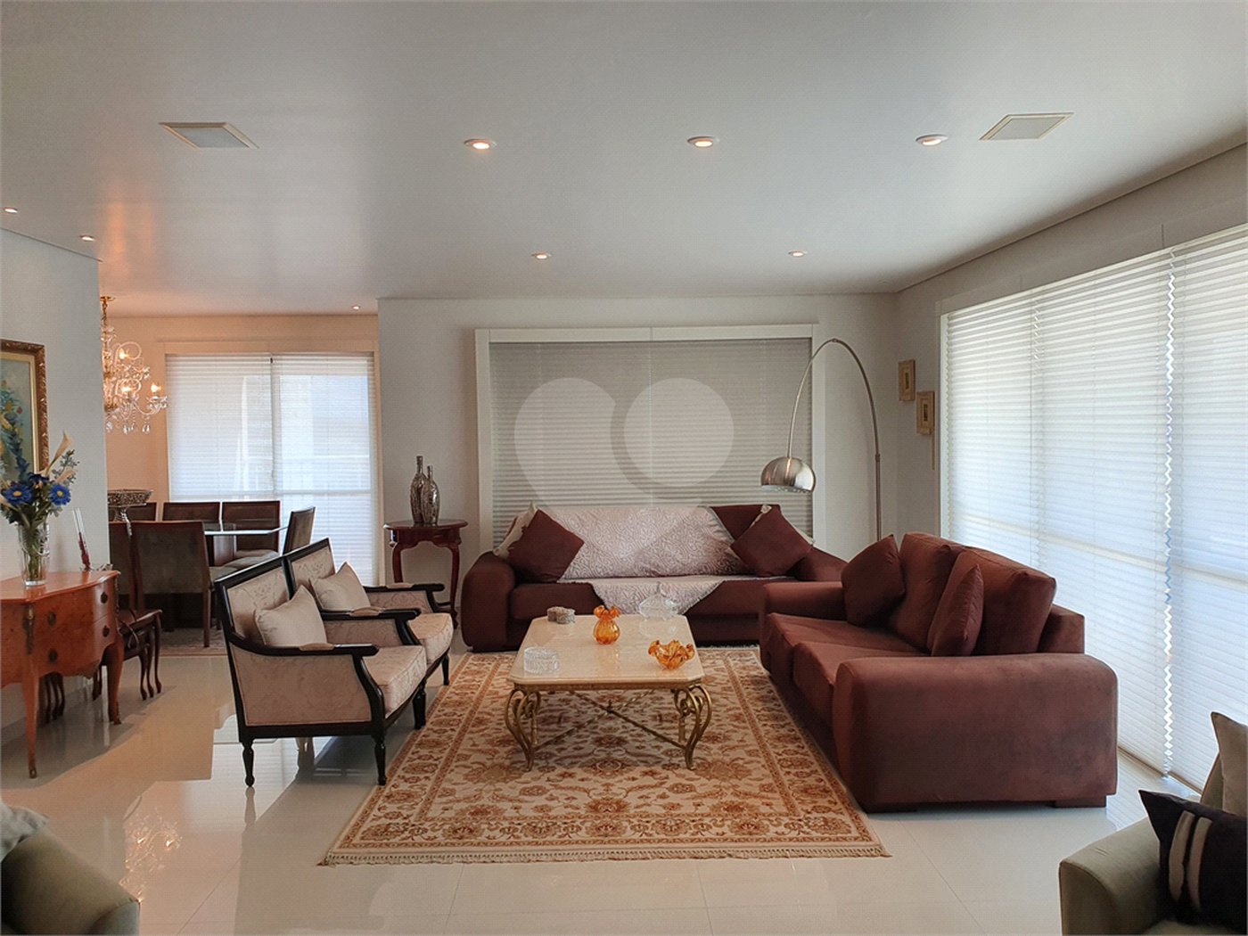 Apartamento à venda com 4 suítes em Jardim Marajoara, São Paulo, SP