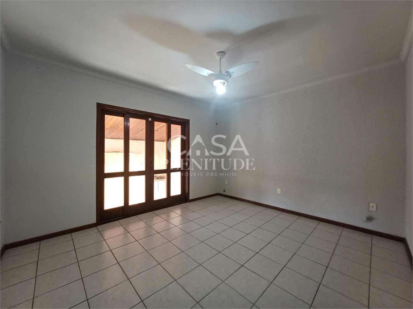 Casa à venda com 4 quartos, sendo 2 suítes, em Jardim Residencial Deolinda Guerra, Sorocaba, SP