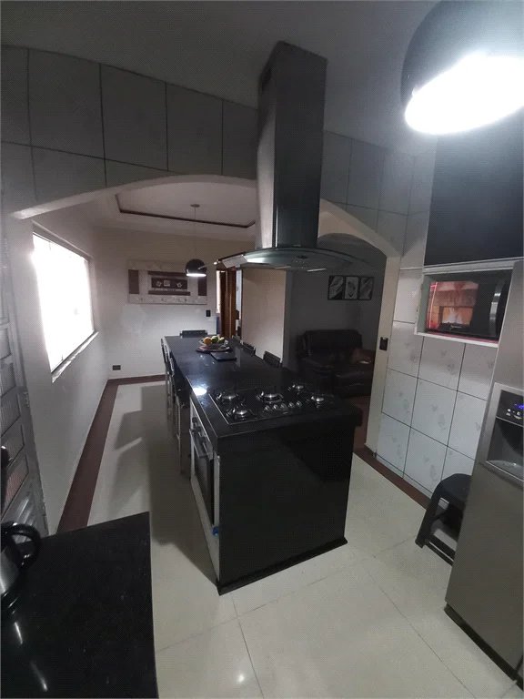 Sobrado à venda com 5 suítes em Conjunto Residencial Butantã, São Paulo, SP