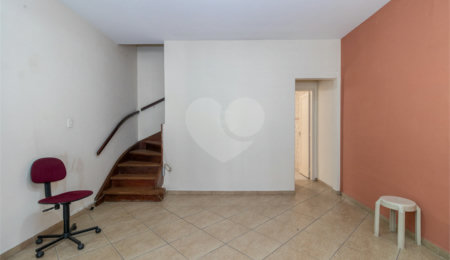 Casa Térrea à venda com 3 quartos, sendo 1 suíte,  em Indianópolis, São Paulo, SP