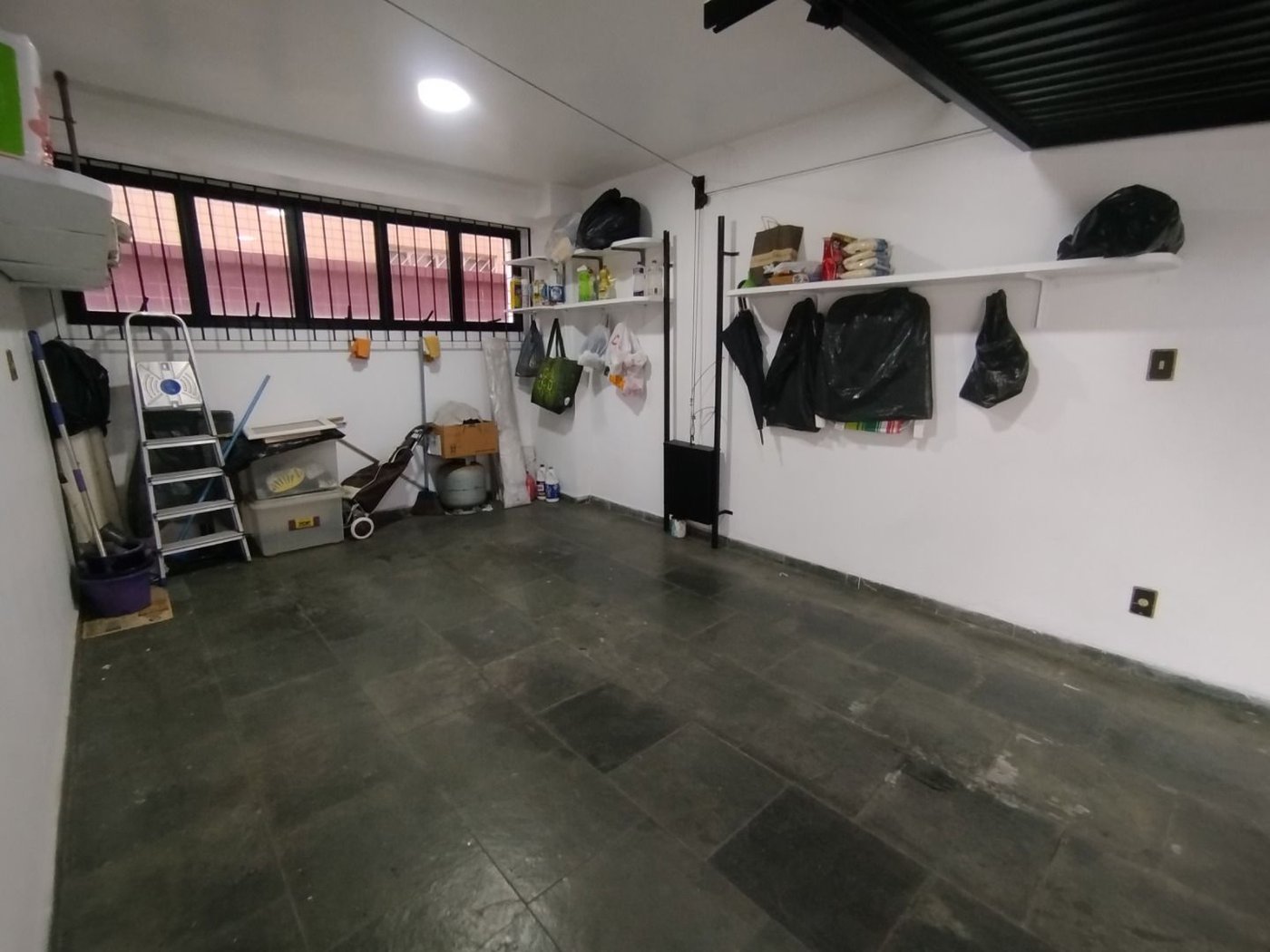 Apartamento com 2 dormitórios à venda, 92 m² por R$ 750.000,00 - Embaré - Santos/SP