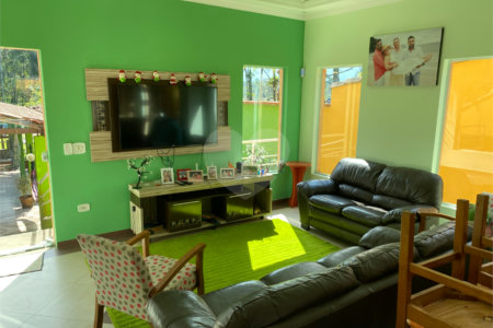 Casa à venda com 5 quartos, sendo 1 suíte,  em Boraceia, Bertioga, SP