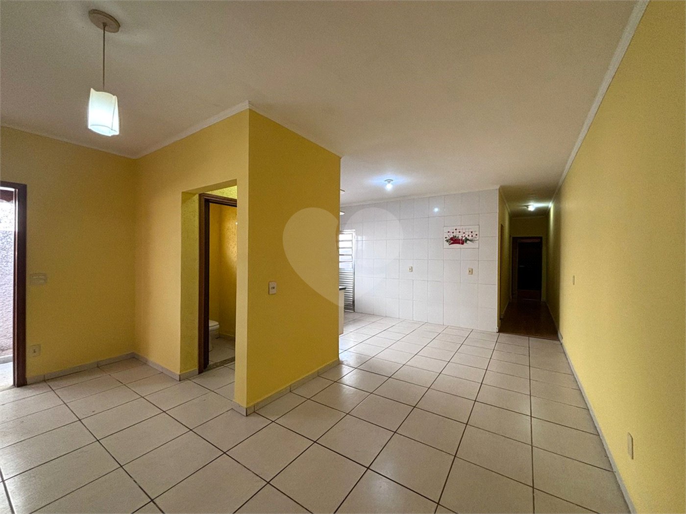 Casa à venda com 2 quartos, sendo 1 suíte, em Nova Cerejeira, Atibaia, SP