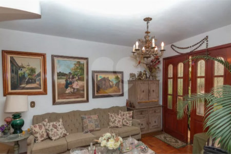 Sobrado à venda com 3 quartos, sendo 1 suíte,  em Chácara Santo Antônio (zona Sul), São Paulo, SP