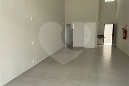 Salão Comercial para alugar em Atibaia Jardim, Atibaia, SP