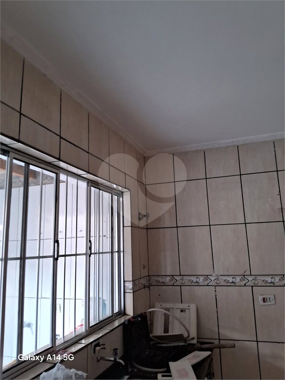 Sobrado à venda ou para alugar com 2 quartos em Vila Aimoré, São Paulo, SP