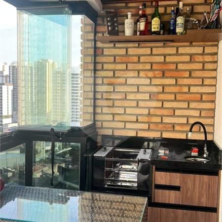 Apartamento à venda com 3 suítes em Vila Regente Feijó, São Paulo, SP