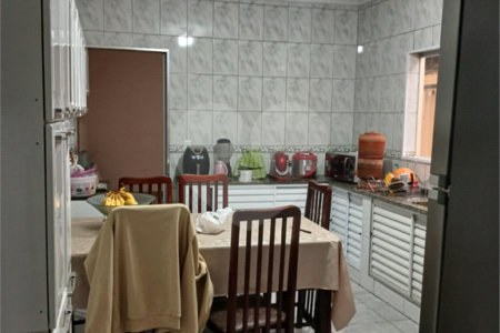Casa à venda com 2 quartos, sendo 1 suíte, em Vila Amorim, Suzano, SP