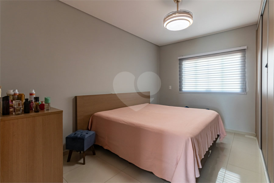 Sobrado à venda com 4 quartos, sendo 3 suítes, em Parada Inglesa, São Paulo, SP
