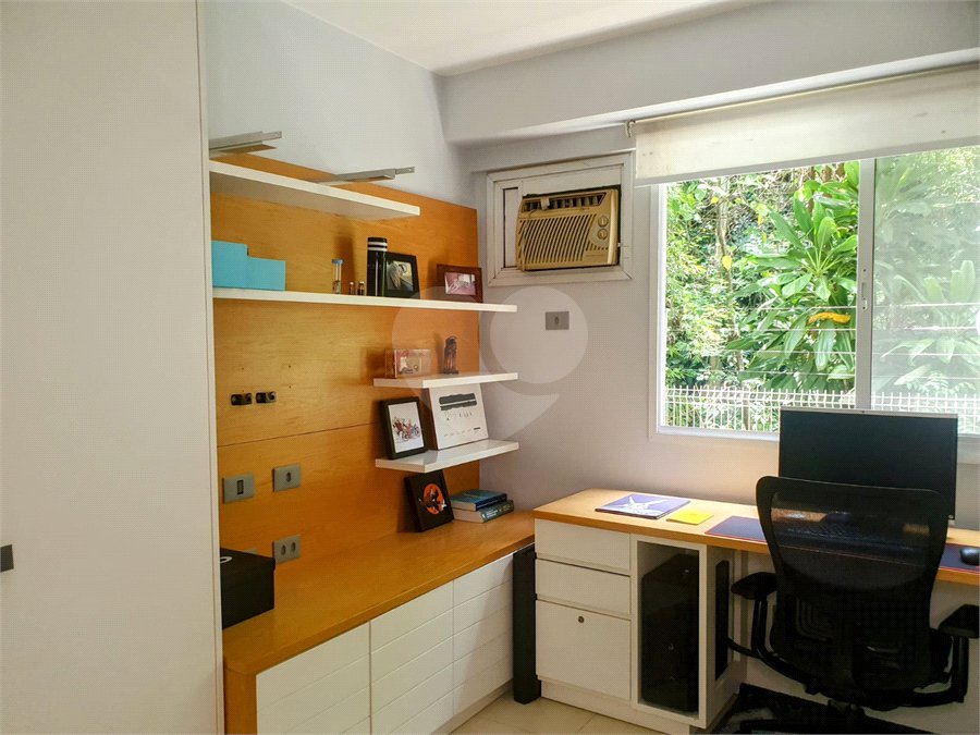 Apartamento à venda com 3 quartos, sendo 1 suíte, em Humaitá, Rio de Janeiro, RJ
