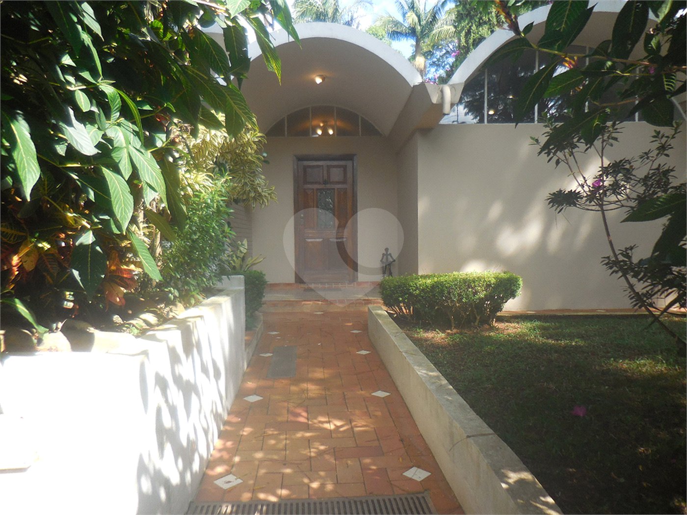 Casa à venda com 4 quartos, sendo 1 suíte,  em Interlagos, São Paulo, SP