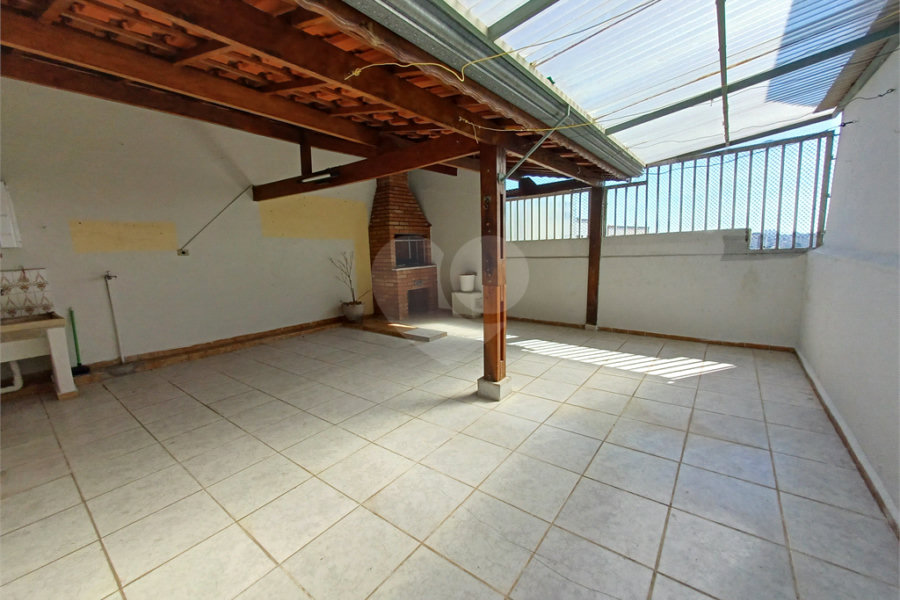 Sobrado à venda com 3 quartos em Vila Medeiros, São Paulo, SP
