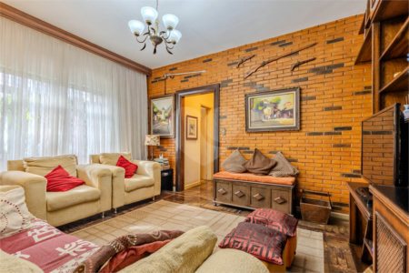 Sobrado à venda com 4 quartos, sendo 1 suíte,  em Vila Cruzeiro, São Paulo, SP