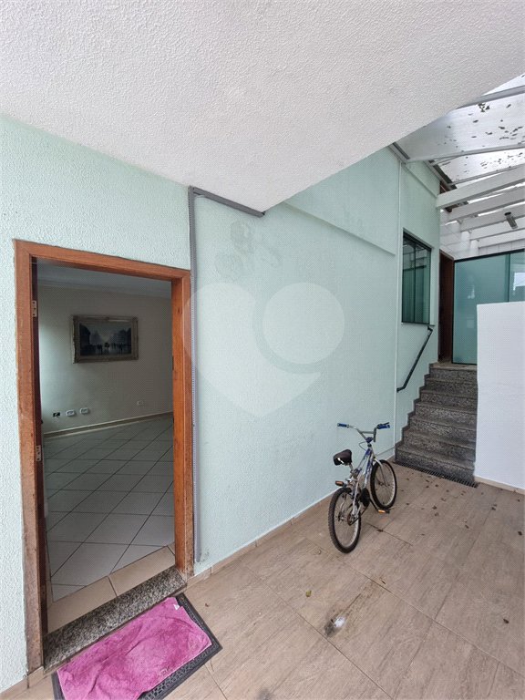 Casa à venda ou para alugar com 3 quartos, sendo 1 suíte,  em Bosque da Saúde, São Paulo, SP