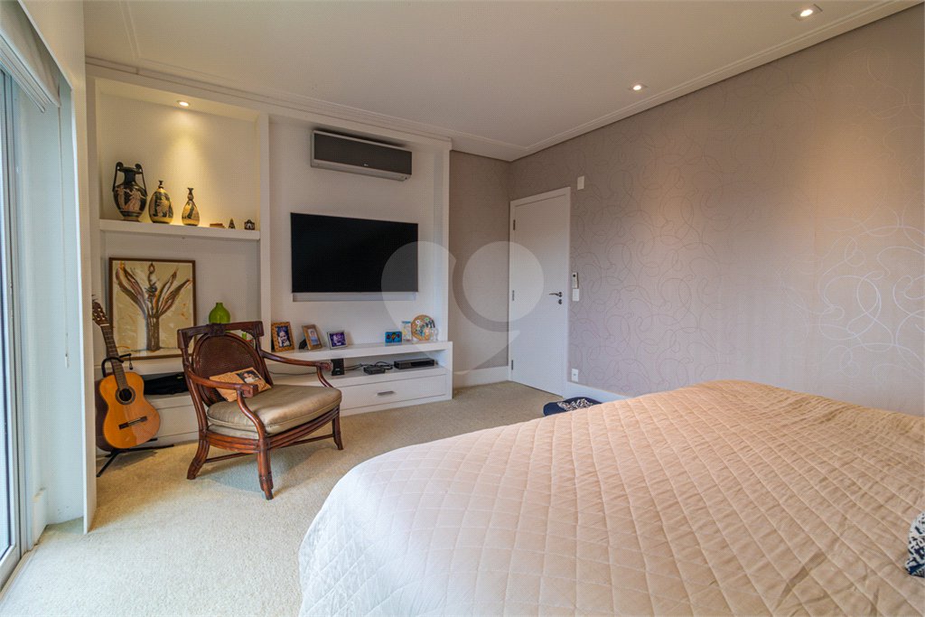 Apartamento à venda com 4 suítes em Campo Belo, São Paulo, SP