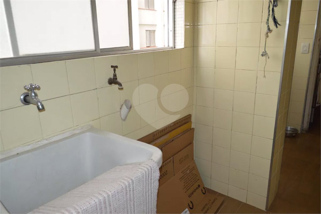 Apartamento à venda com 3 quartos, sendo 1 suíte,  em Vila Mariana, São Paulo, SP