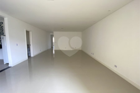 Apartamento para alugar com 3 quartos, sendo 1 suíte, em Baeta Neves, São Bernardo do Campo, SP